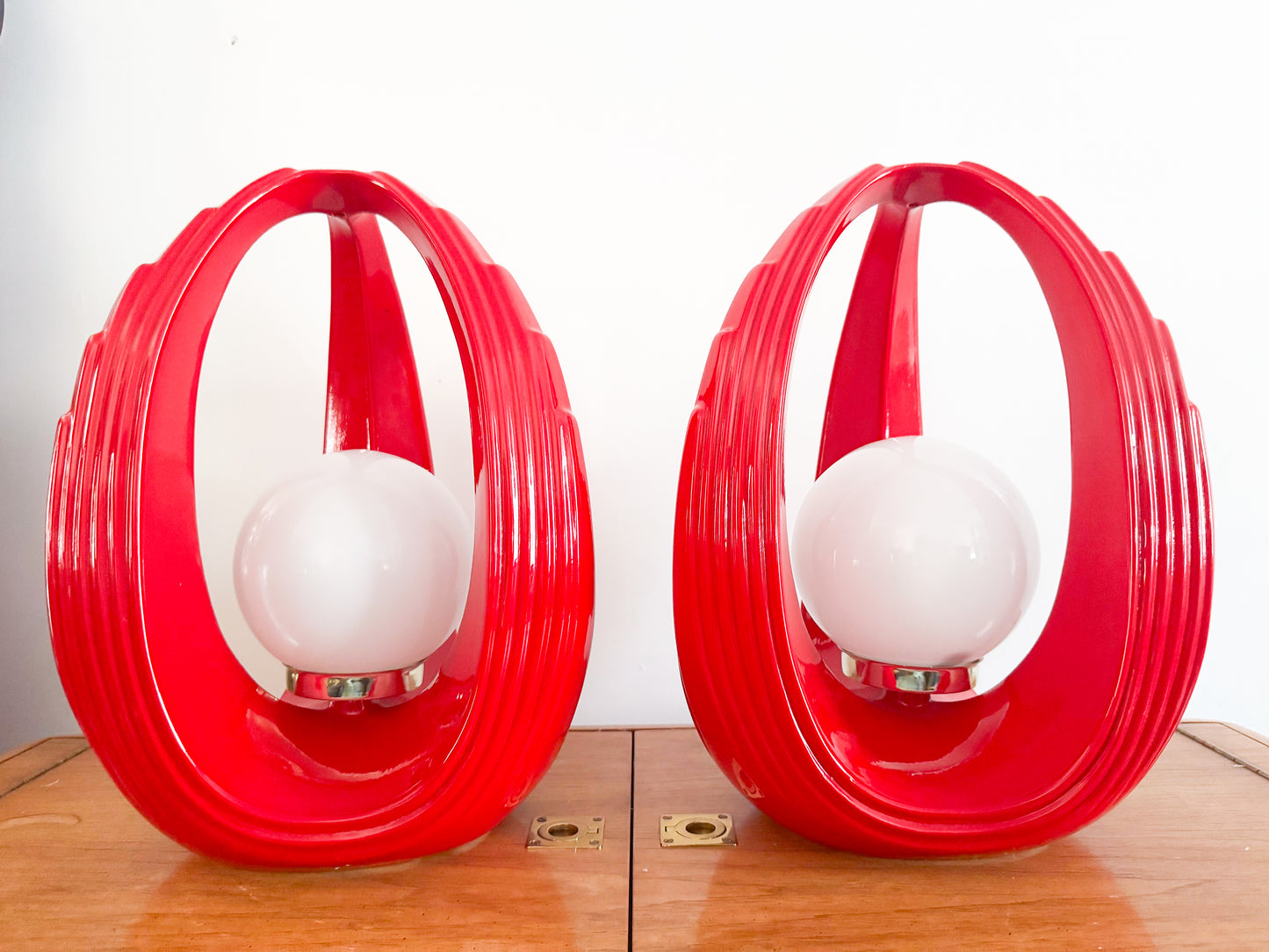 Pair of Red Space Age Sculptural Ceramic Table Lamps, Canada 1980s Post Modern