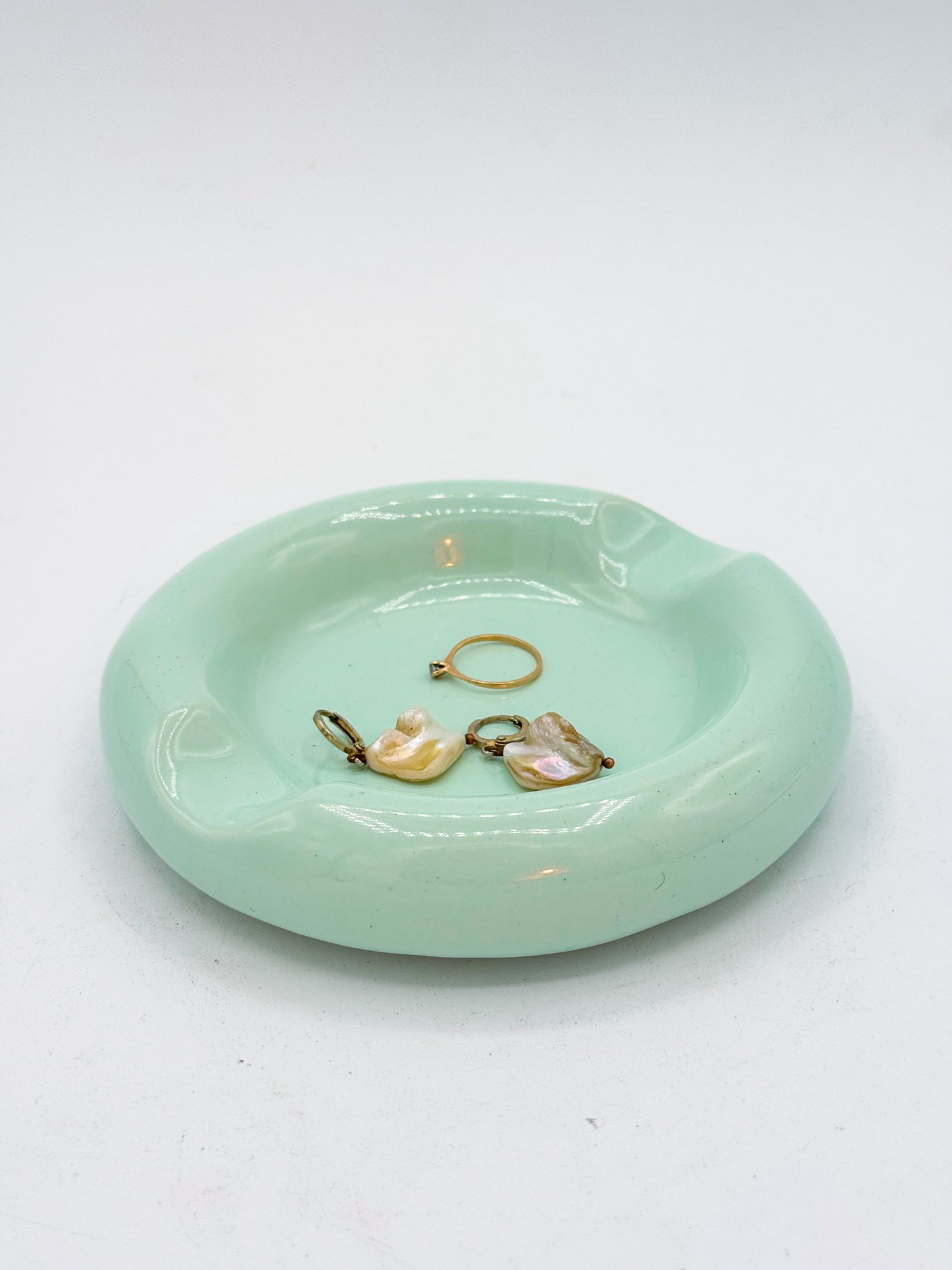 Vintage Pastel Green Ceramic Ashtray, Postmodern Design, Circa 1980
