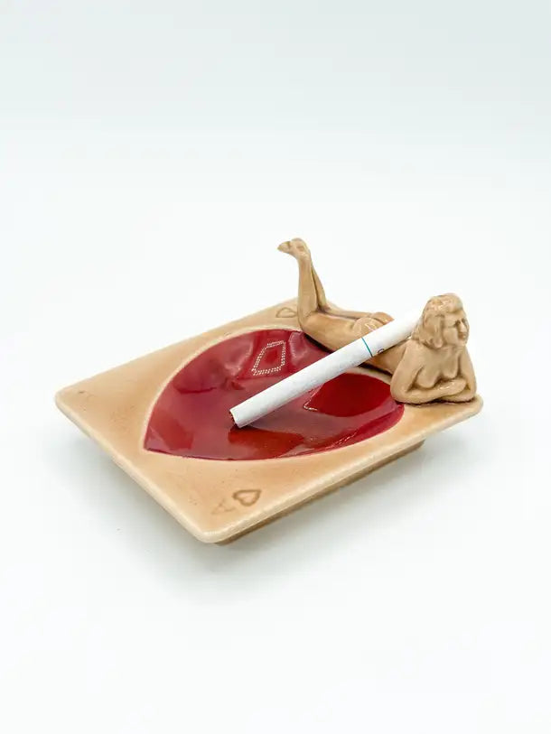 Pin-up Ceramic Deck Aces Heart Card Ashtray