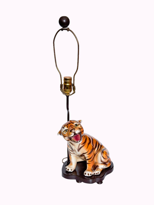 Tiger Cat Ceramic Table Lamp