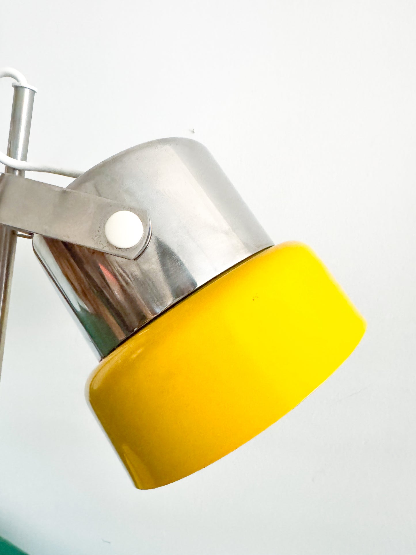 VEB Narva Adjustable Desk Lamp, East Germany, Yellow Chrome 1970s