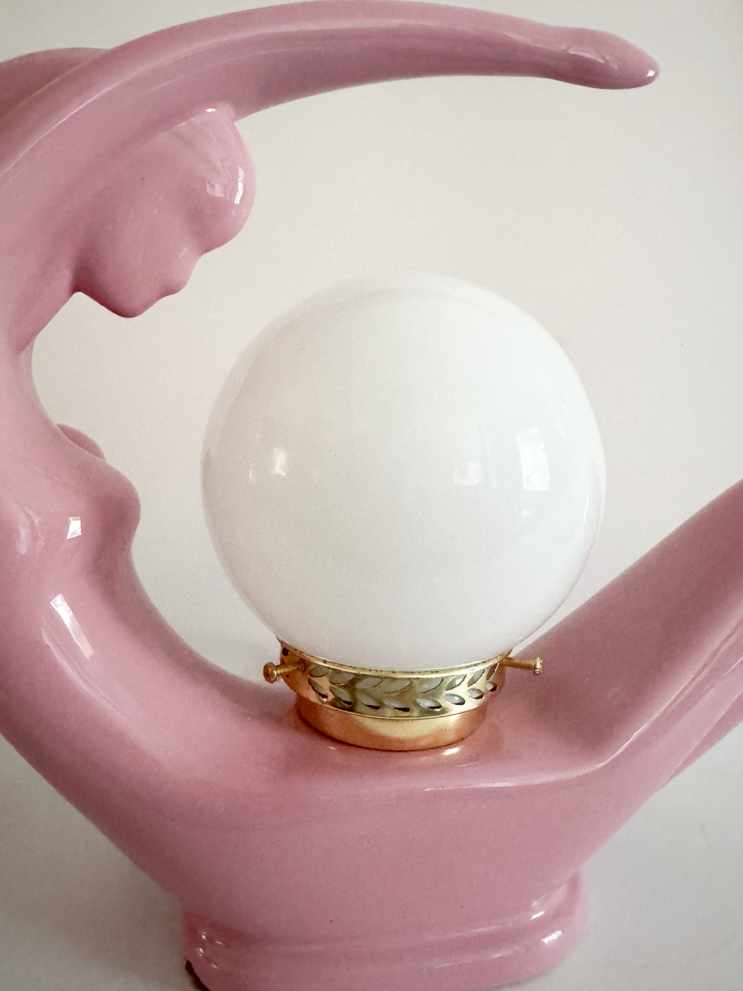 Art Deco Lady Lamps – Pink Ceramic Pair – 1980s Sculptural Lighting