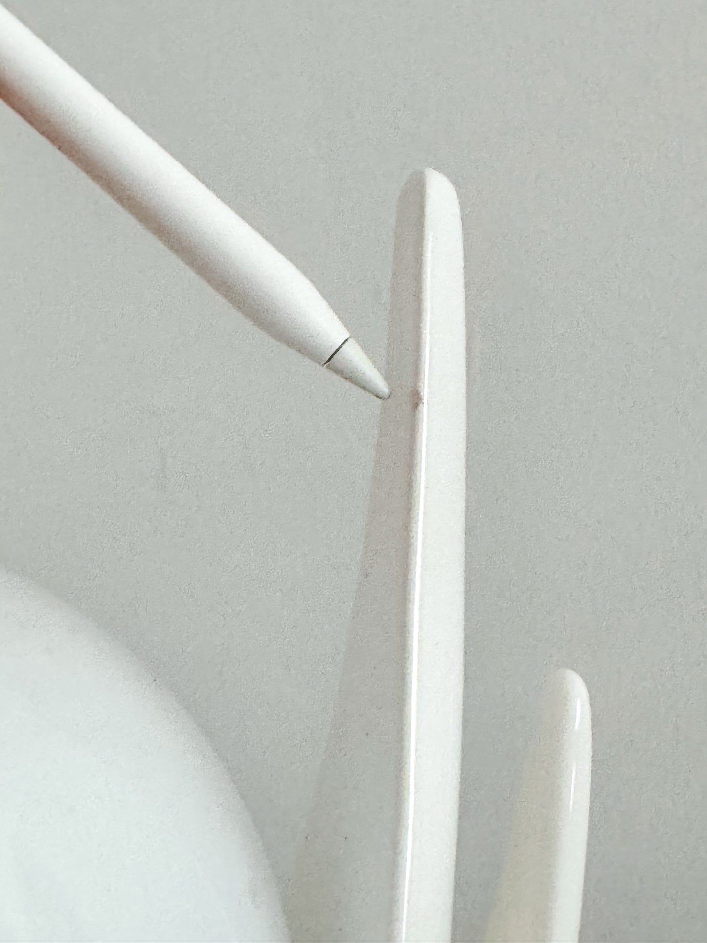 Italian Sculptural White Ceramic Cactus Table Lamp with Opaline Bulb, 1970s