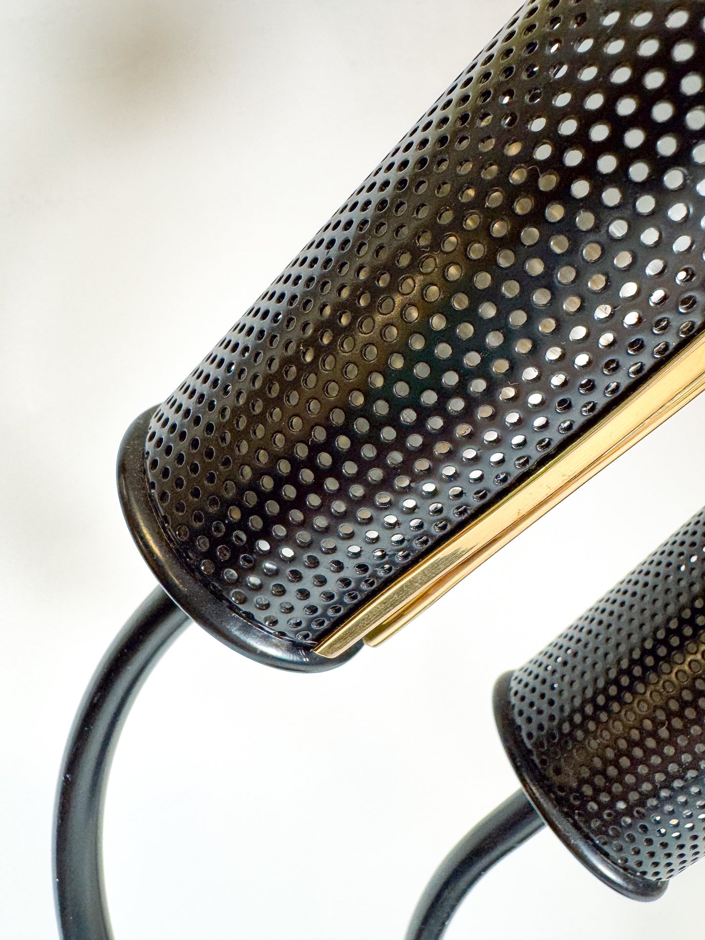 1980s Postmodern Black and Gold Sculptural Table Lamp with 3-Light Settings